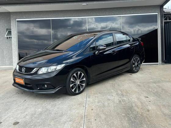 HONDA CIVIC 1.8 LXS 16V FLEX 4P AUTOMÁTICO HONDA CIVIC 1.8 LXS 16V FLEX 4P AUTOMÁTICO